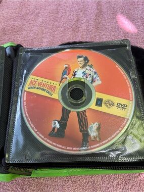 Warner Bros. DVD Disc — Bright Orange Ace Ventura Label